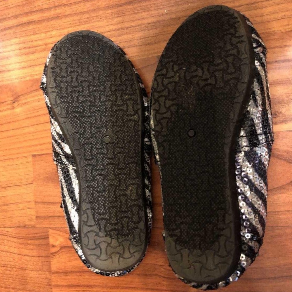 Sparkly Zebra-print Sequins Slip-on Shoes - Picture 4 of 4